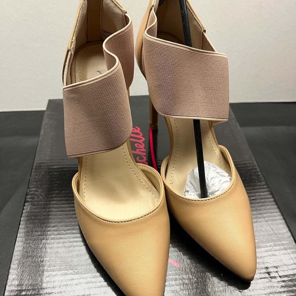 Women’s Anne Michel - Size 6 - Brand new in box - Picture 2 of 7